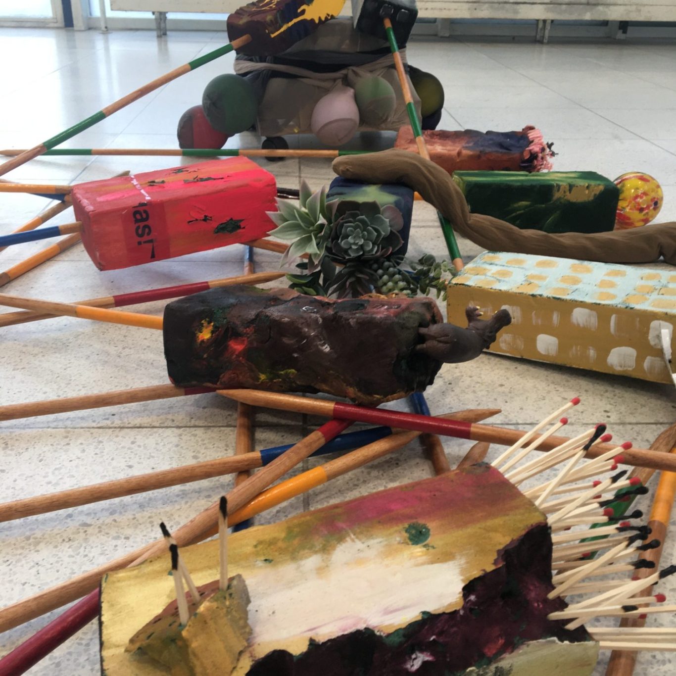 Installation "Schach" Ausschnitt, Diplom-Ausstellung EKA Trier, 2023